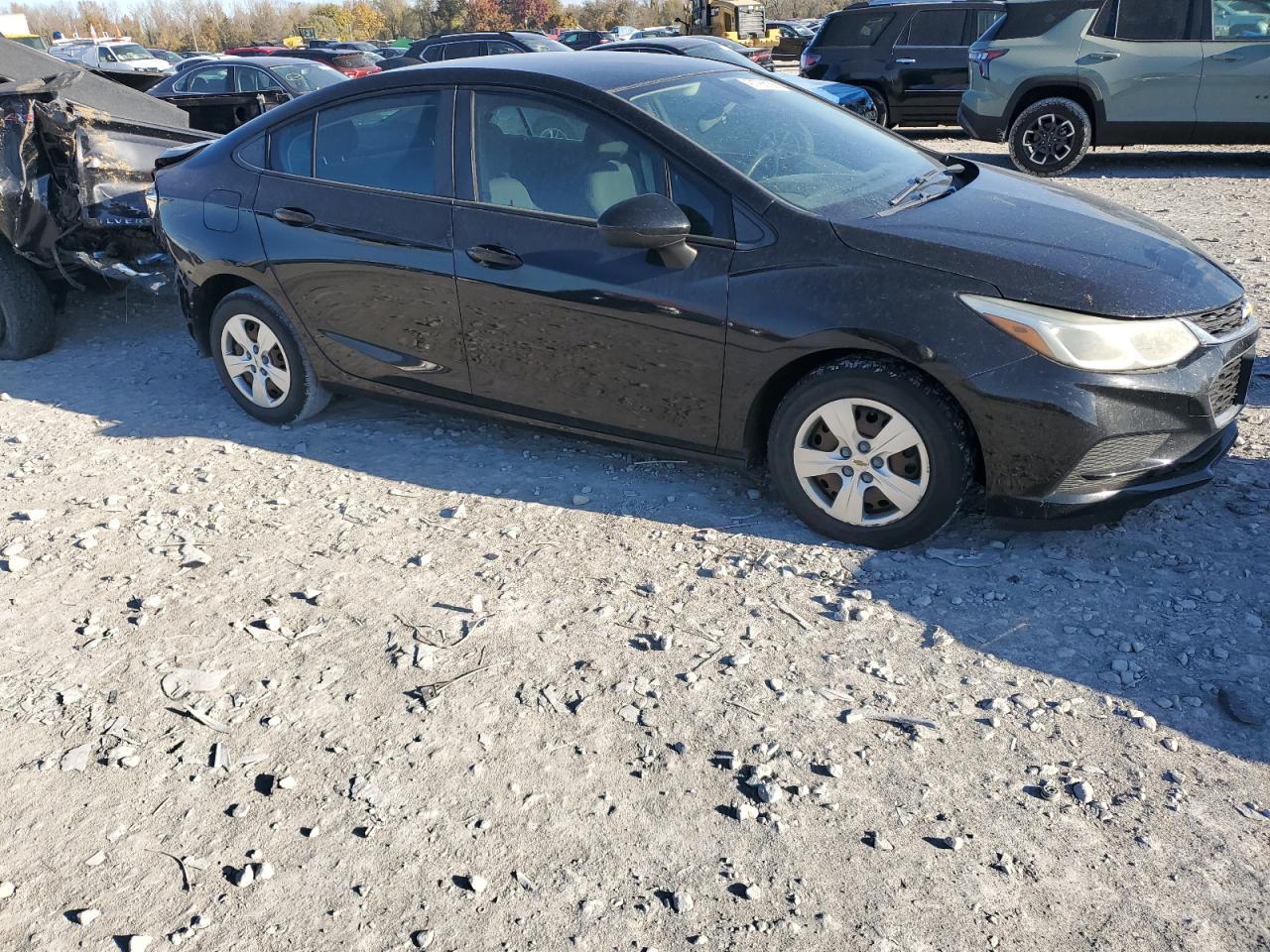 2018 Chevrolet Cruze Ls - Image 4