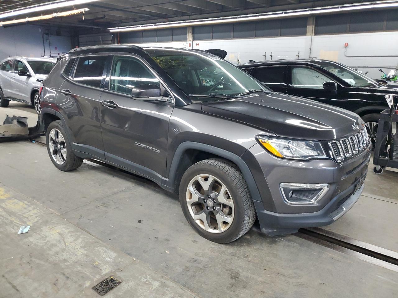 2018 Jeep Compass Limited - Фото 4