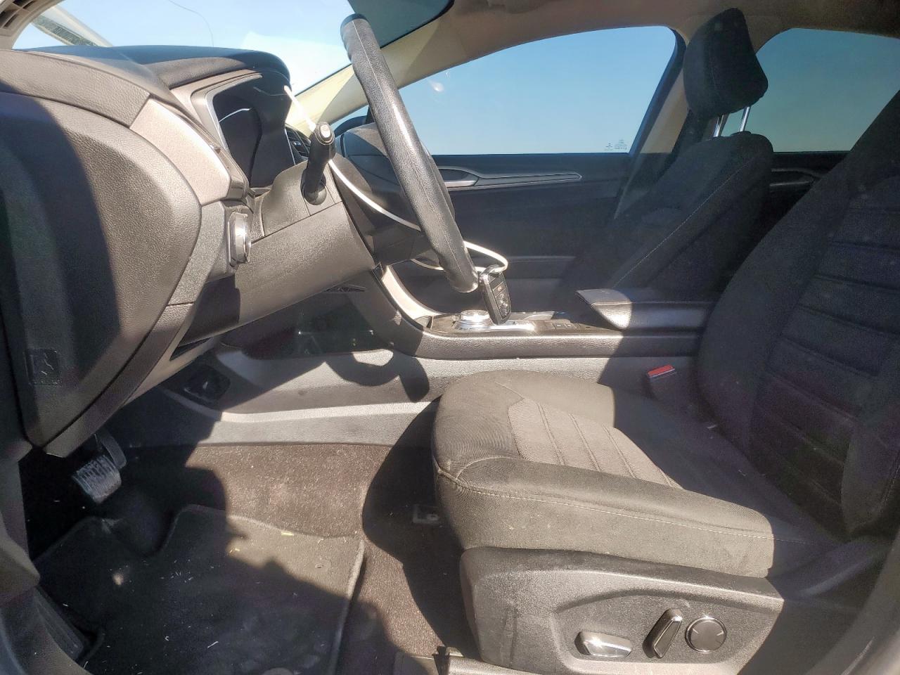 2020 Ford Fusion Se - Image 7