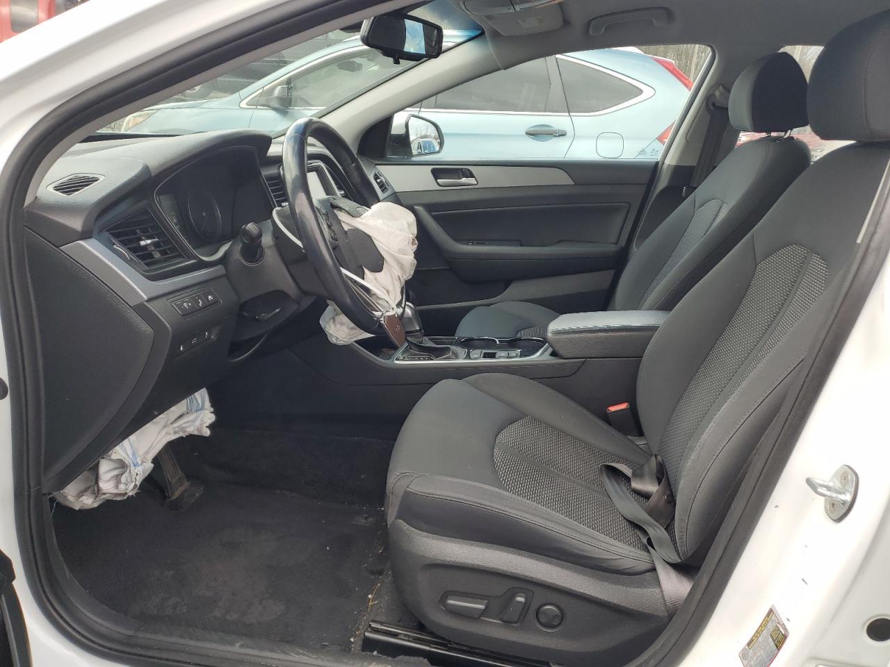 2019 Hyundai Sonata Limited - Image 7