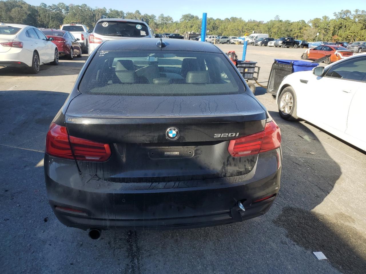 2016 BMW 320 I - Фото 6