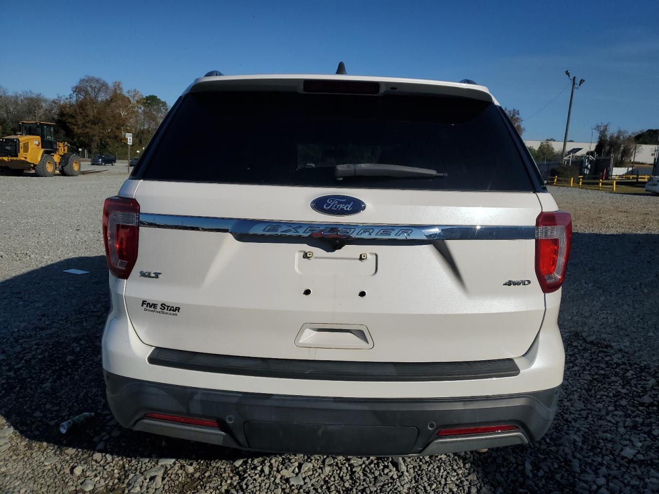 2019 Ford Explorer Xlt - Image 6