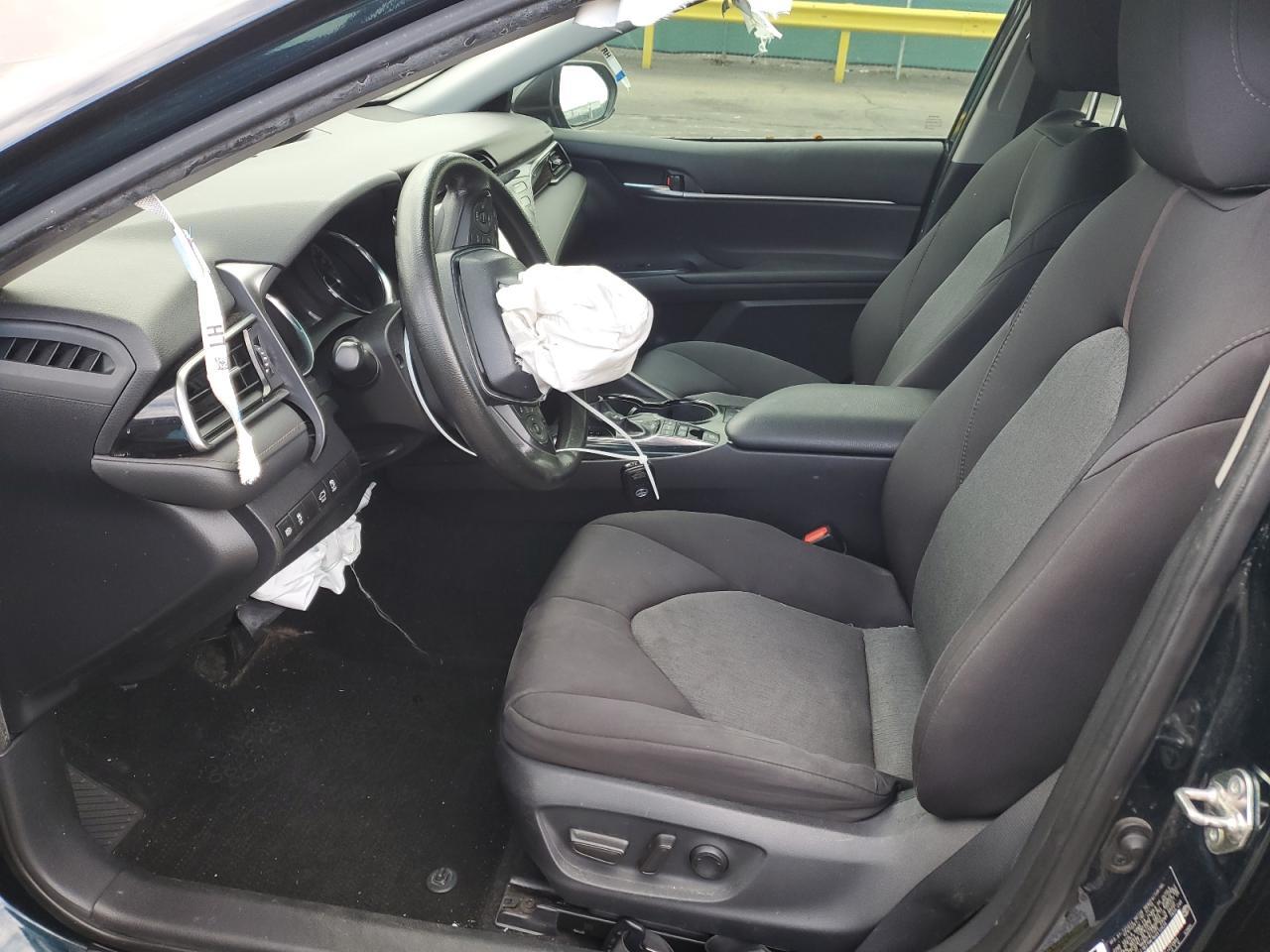 2019 Toyota Camry Le - Image 7