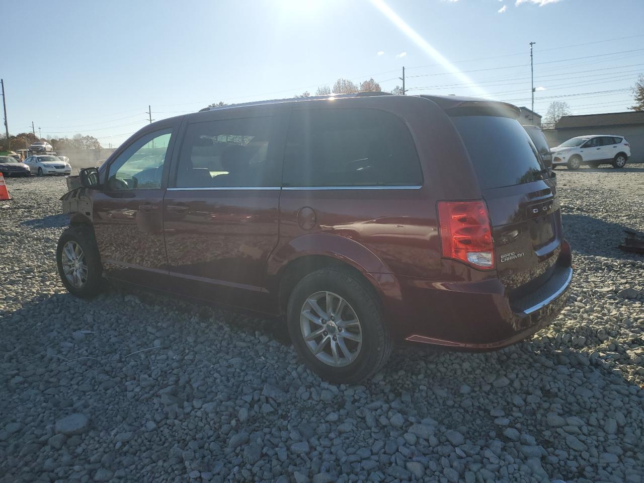 2019 Dodge Grand Caravan Sxt - Фото 2