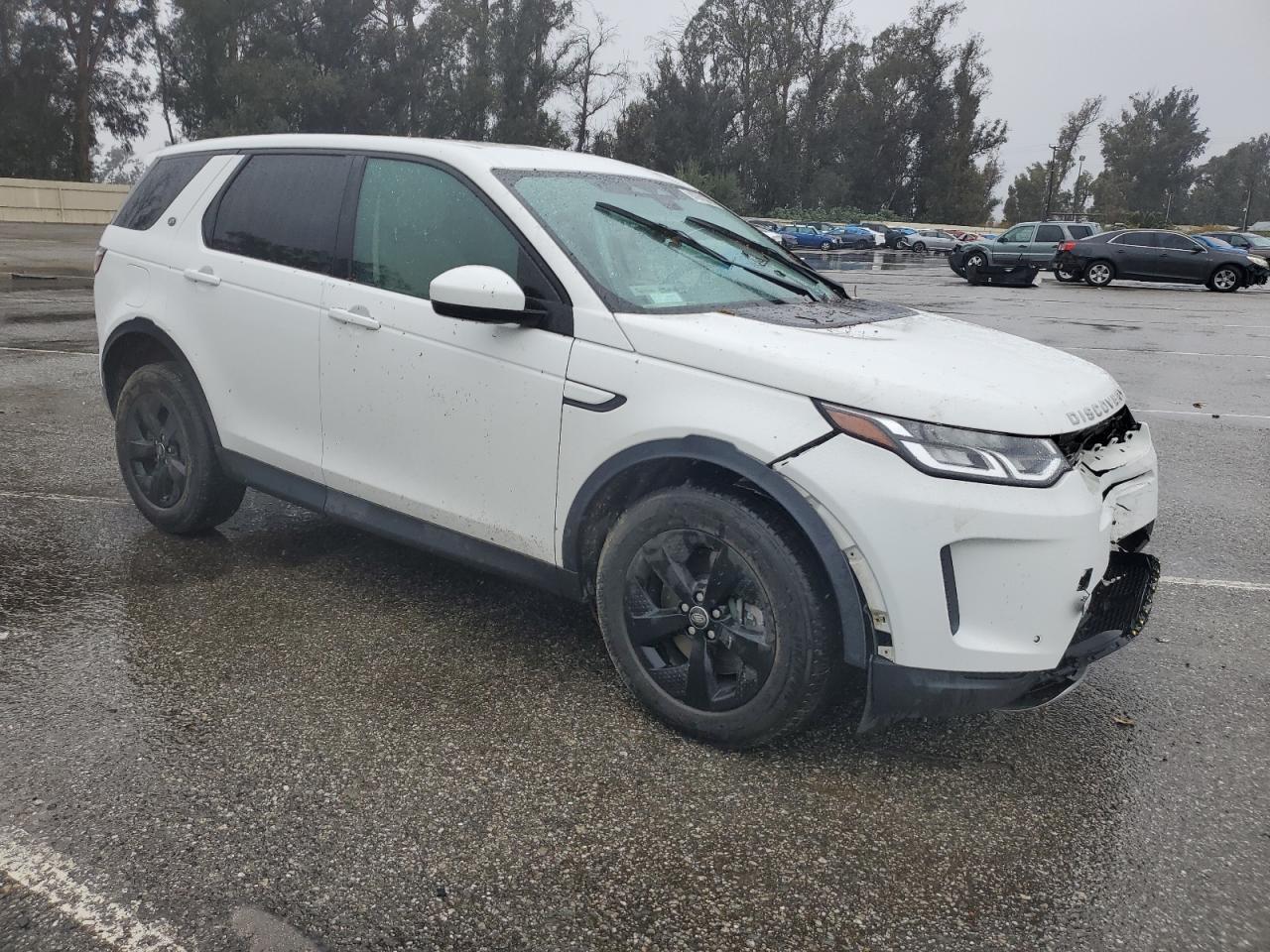 2023 Land Rover Discovery Sport S - Image 4