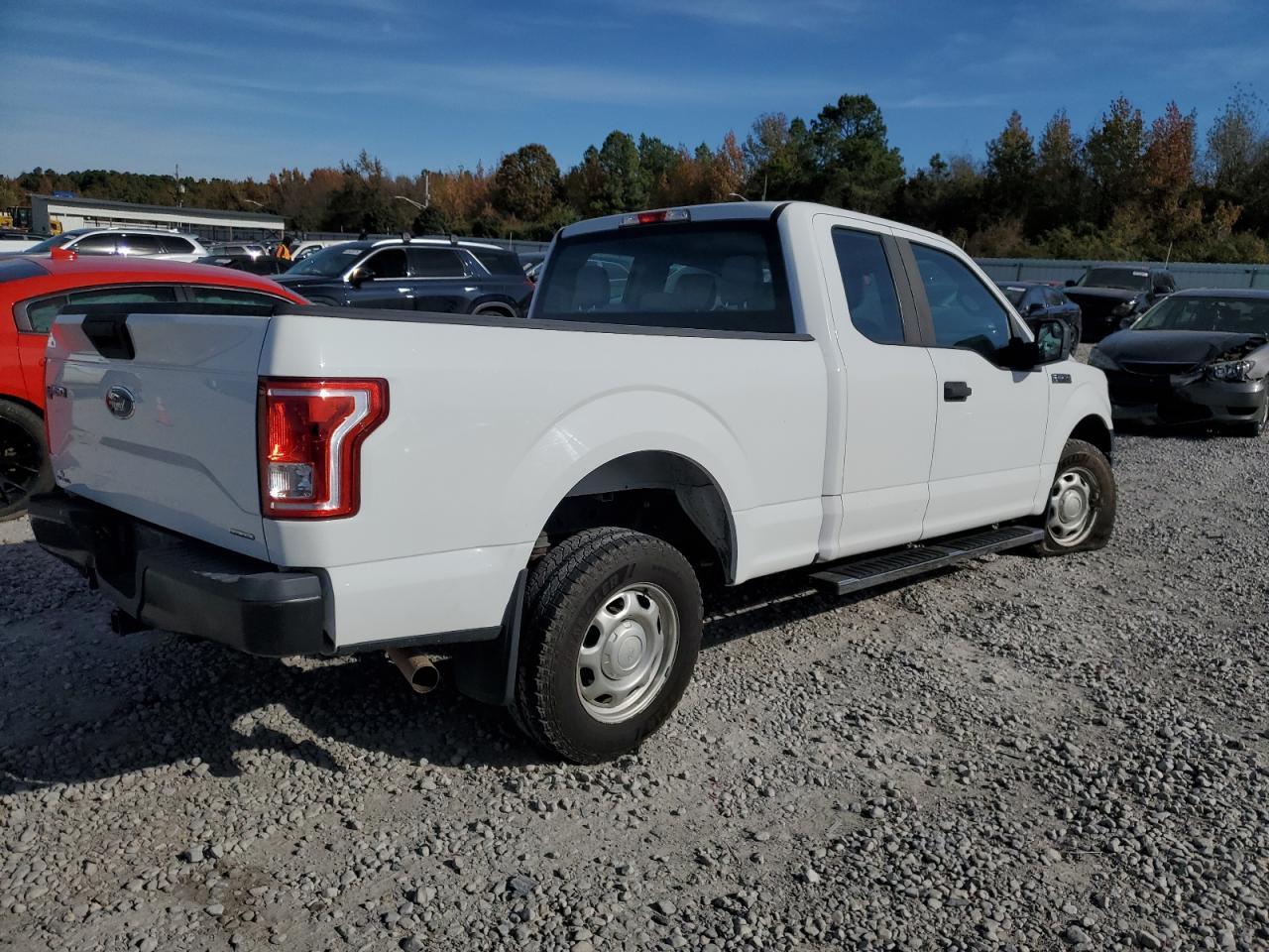 2016 Ford F150 Super Cab - Фото 3