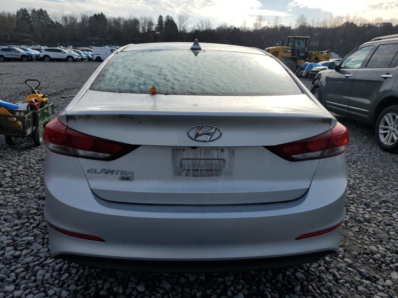 2018 Hyundai Elantra Se - Фото 6