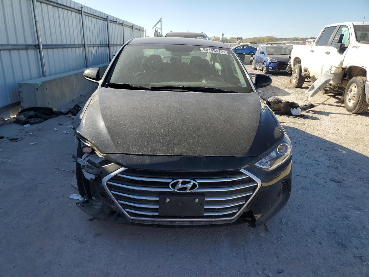 2018 Hyundai Elantra Se - Image 5