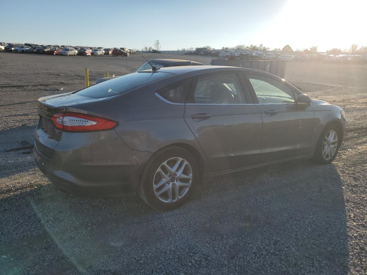2014 Ford Fusion Se - Image 3