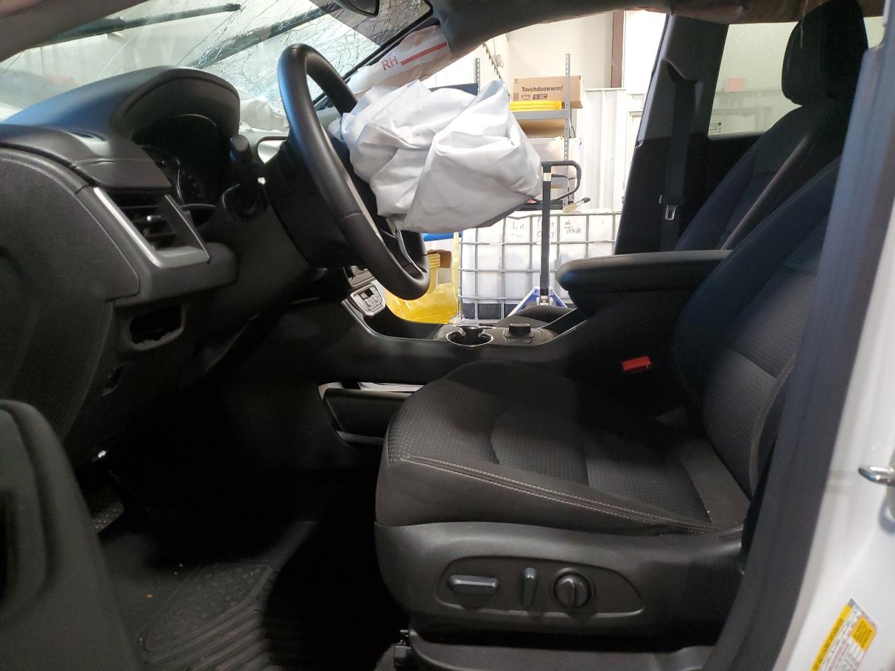 2023 GMC Terrain Sle - Image 7