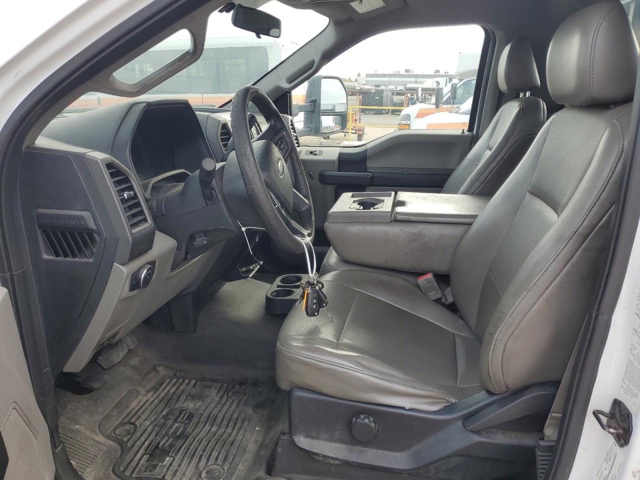 2017 Ford F550 Super Duty - Фото 7