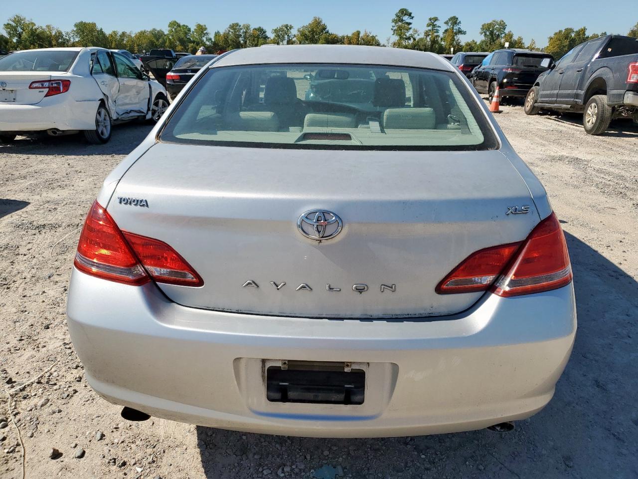2006 Toyota Avalon - Фото 6