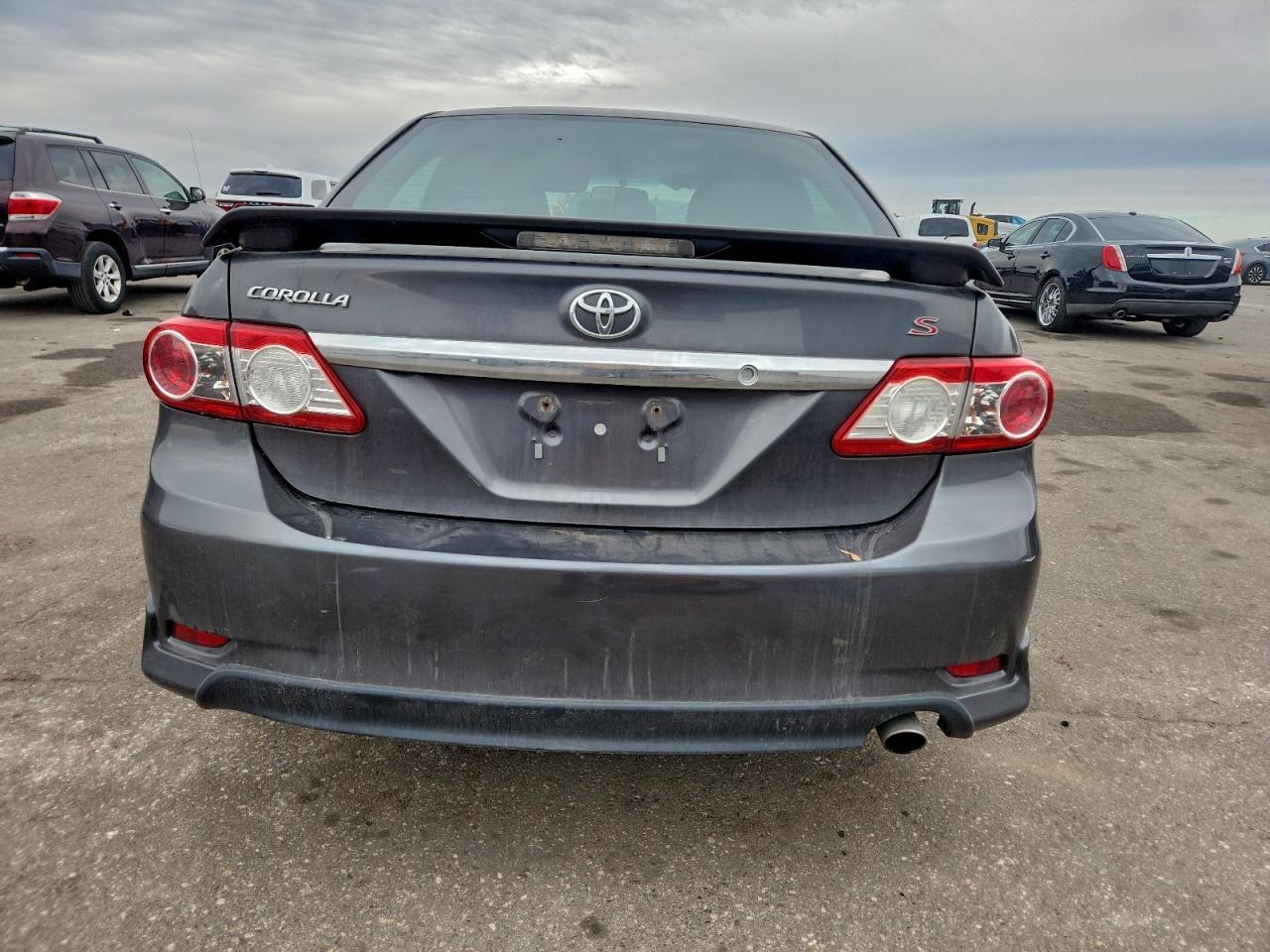 2013 Toyota Corolla Base - Фото 6