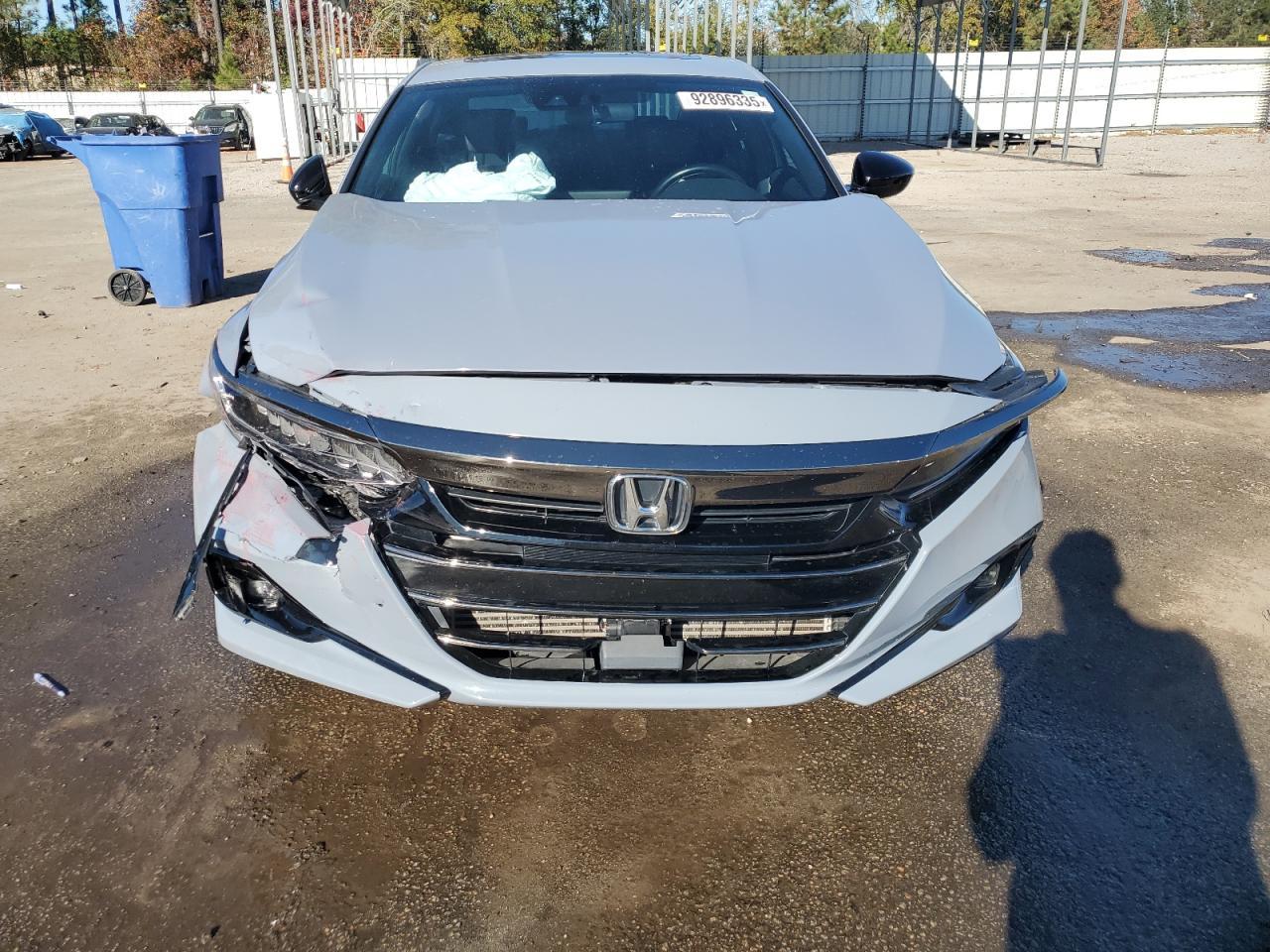 2021 Honda Accord Sport - Image 5