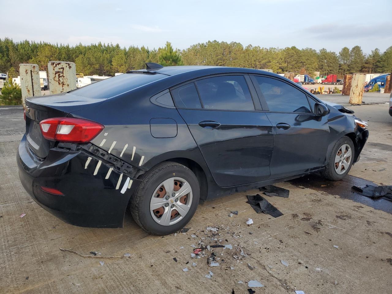 2018 Chevrolet Cruze Ls - Фото 3