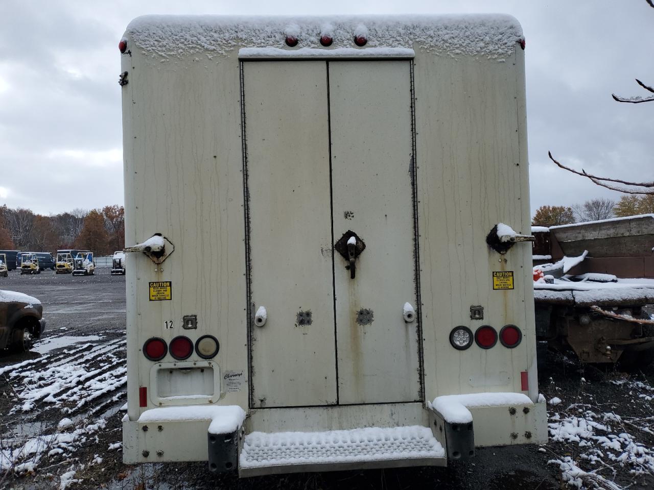 2024 Isuzu Npr Hd - Refrigerator Delivery Truck *** Prior Fleet * Driveshaft Is Disconnected *** - Image 6