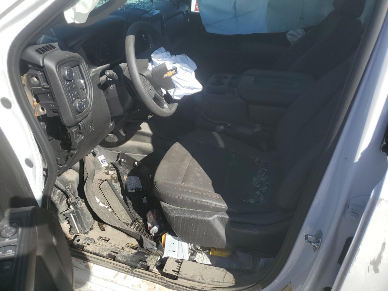 2024 Chevrolet Silverado K1500 - Image 7