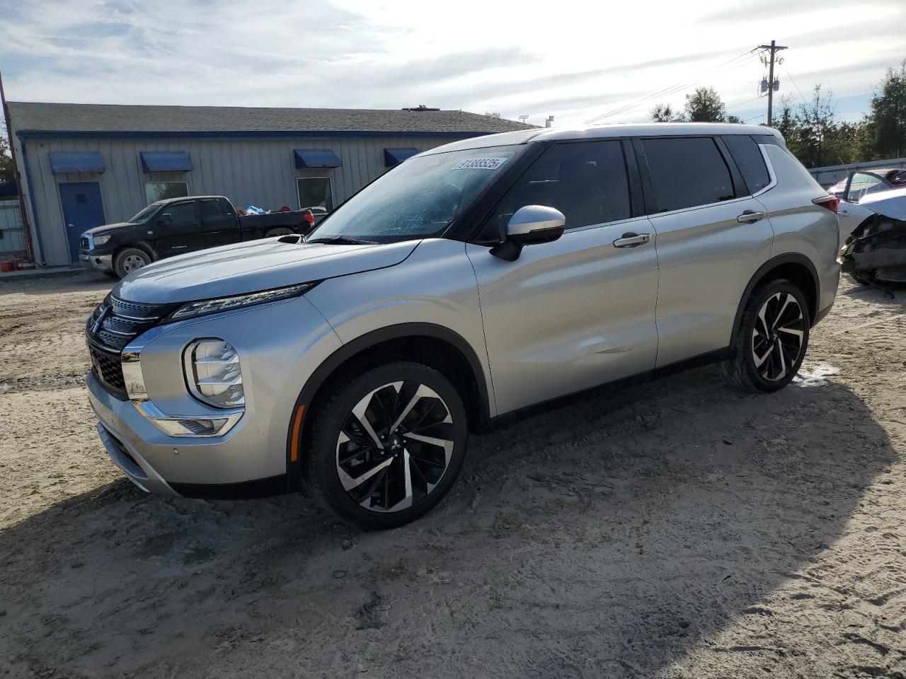 2022 Mitsubishi Outlander Se