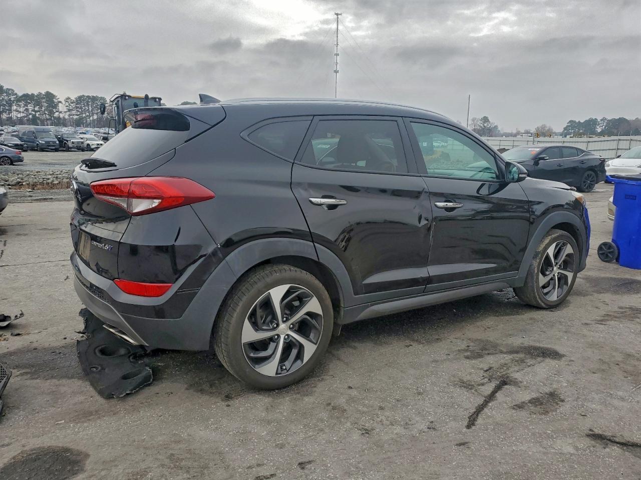 2016 Hyundai Tucson Limited - Image 3