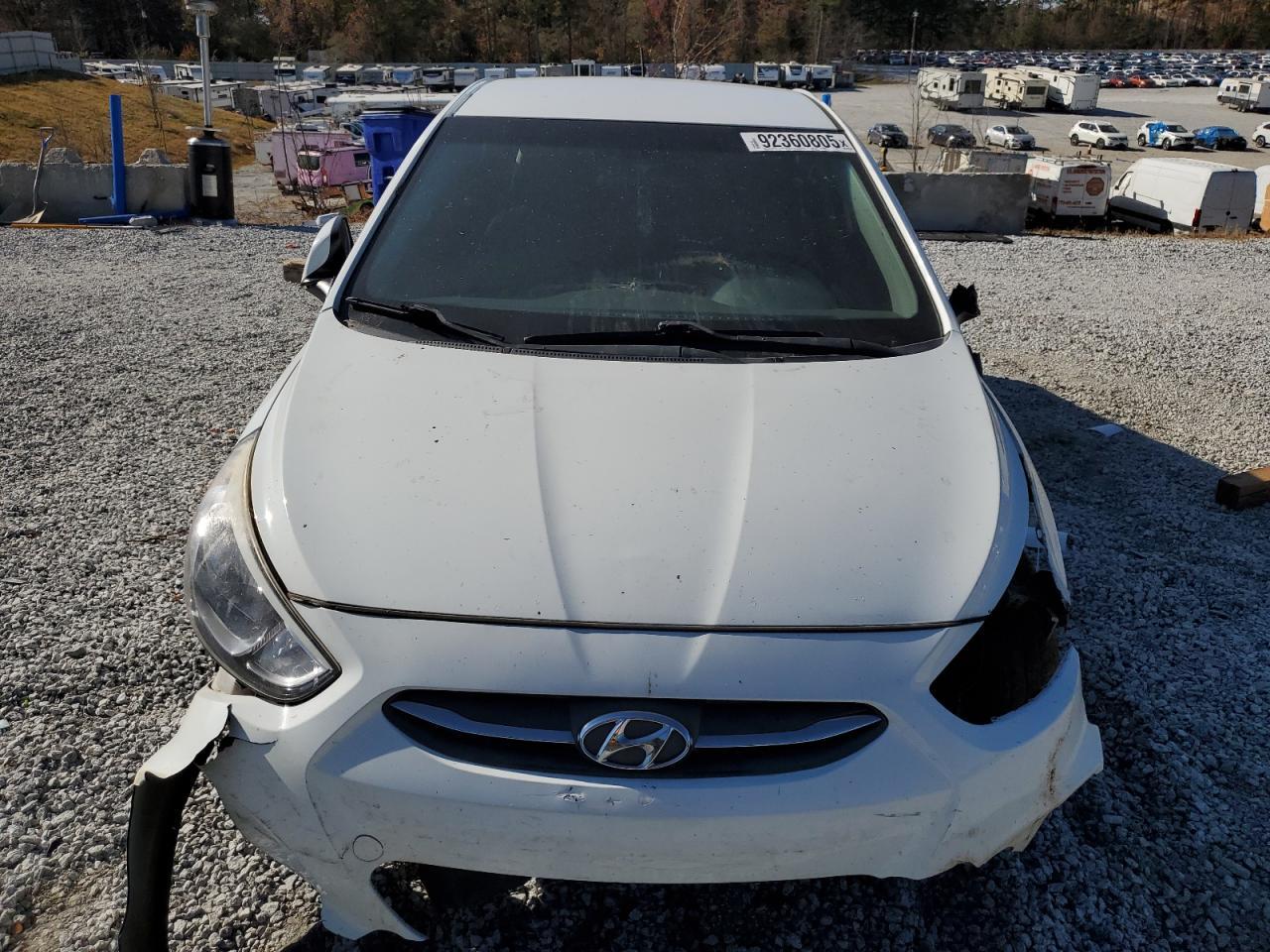 2017 Hyundai Accent Se - Фото 5