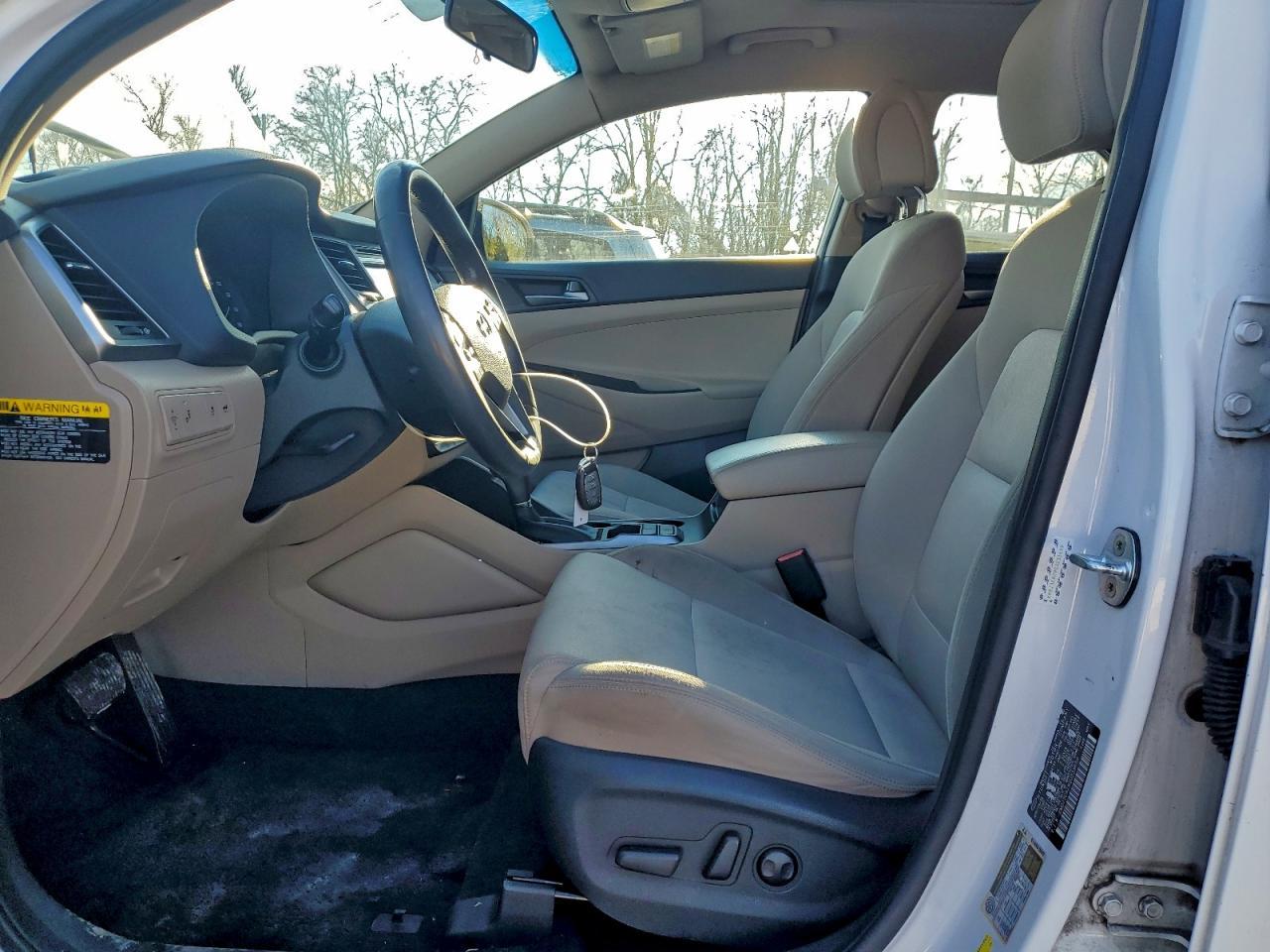 2016 Hyundai Tucson Limited - Image 7