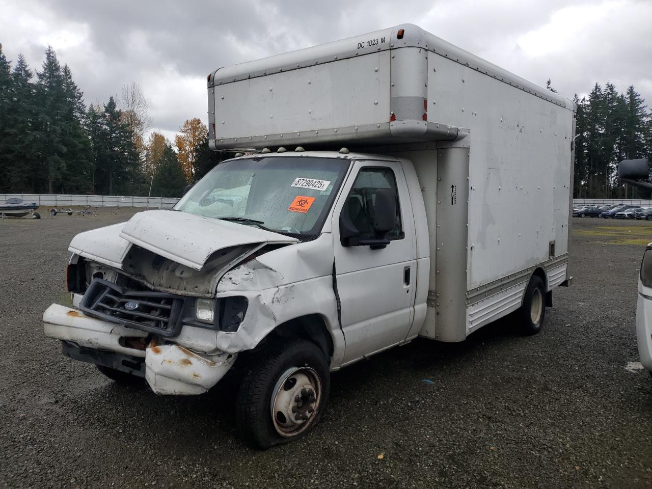 2006 Ford E450 Box Truck