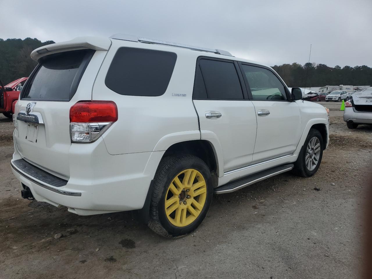 2013 Toyota 4Runner Sr5 - Фото 3