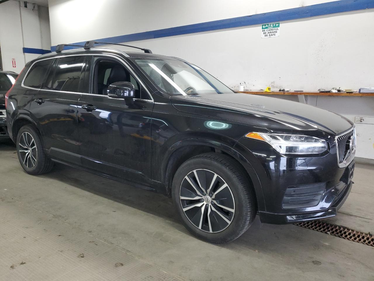 2020 Volvo Xc90 T6 Momentum - Фото 4