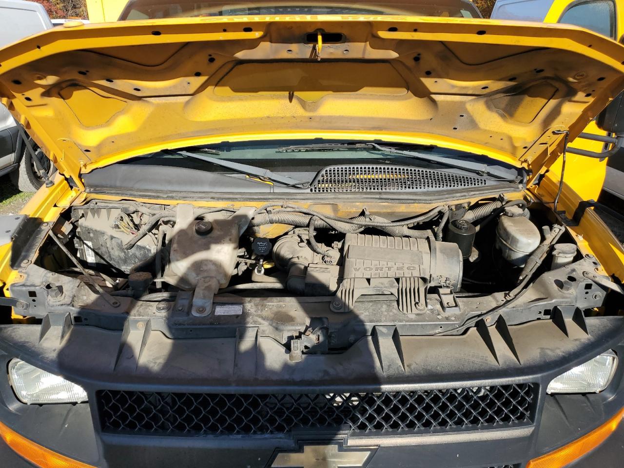 2011 Chevrolet School Bus - School Bus - Фото 7