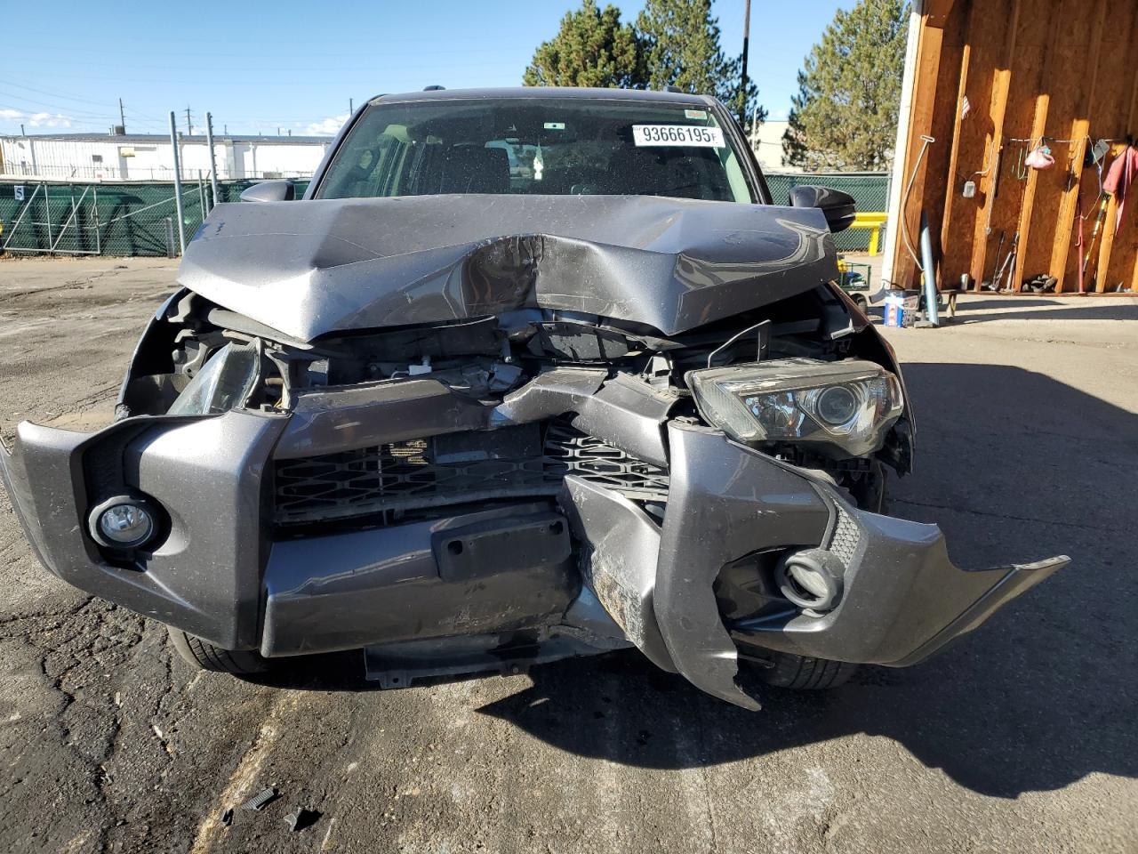 2020 Toyota 4Runner Sr5/Sr5 Premium - Image 5