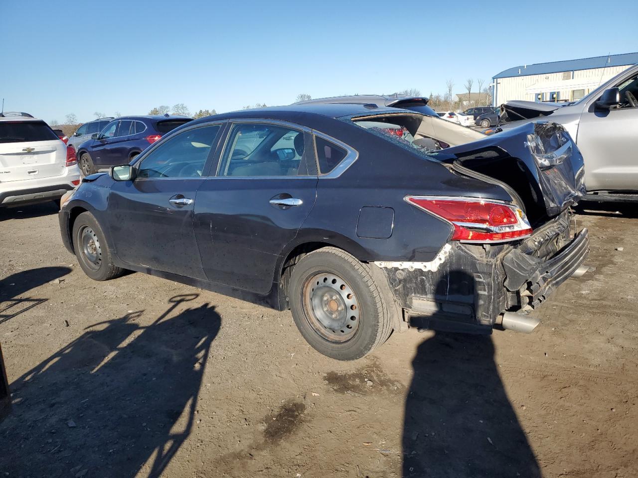 2015 Nissan Altima 2.5 - Фото 2