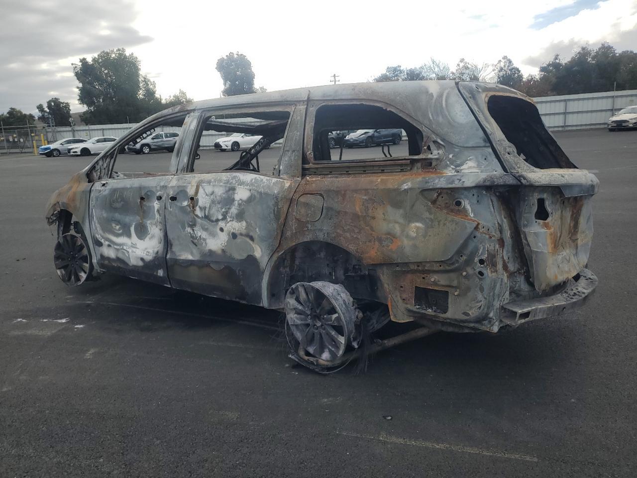 2023 Honda Odyssey Exl - Фото 2