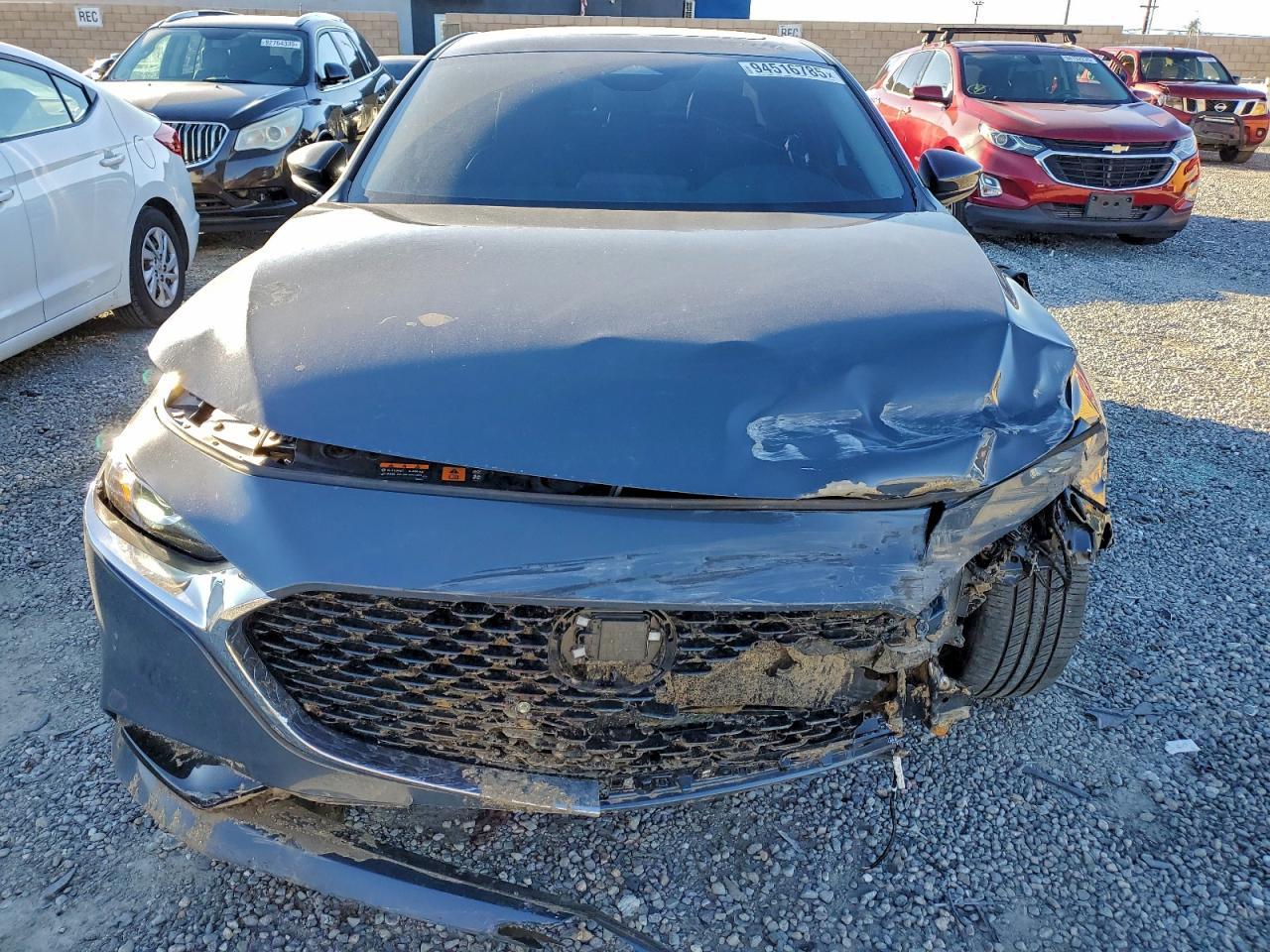 2025 Mazda 3 Preferred - Image 5