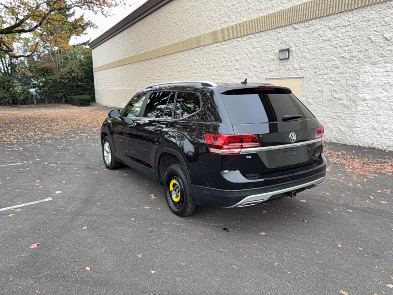 2019 Volkswagen Atlas Se - Image 3