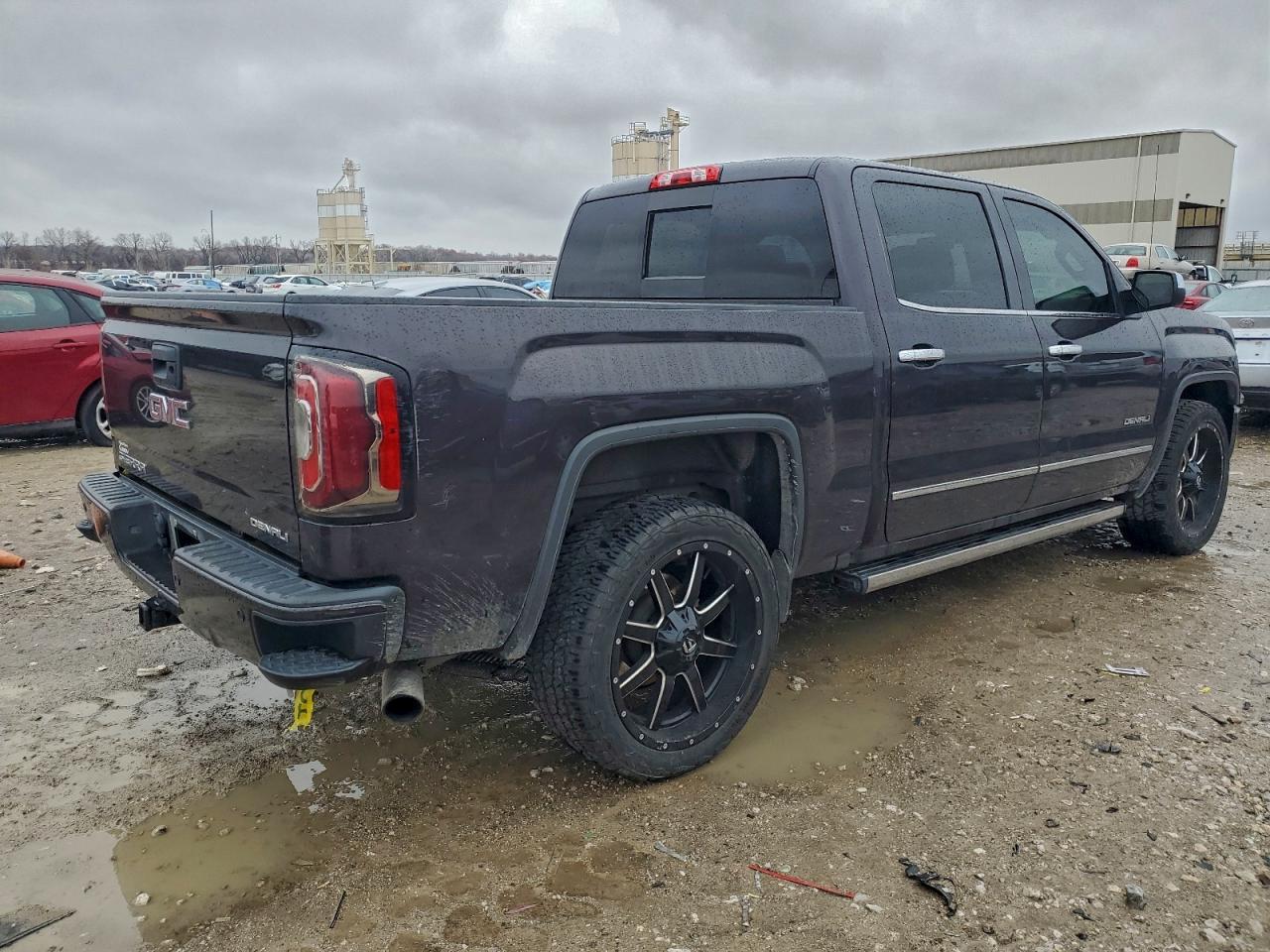 2016 GMC Sierra K1500 Denali - Image 3