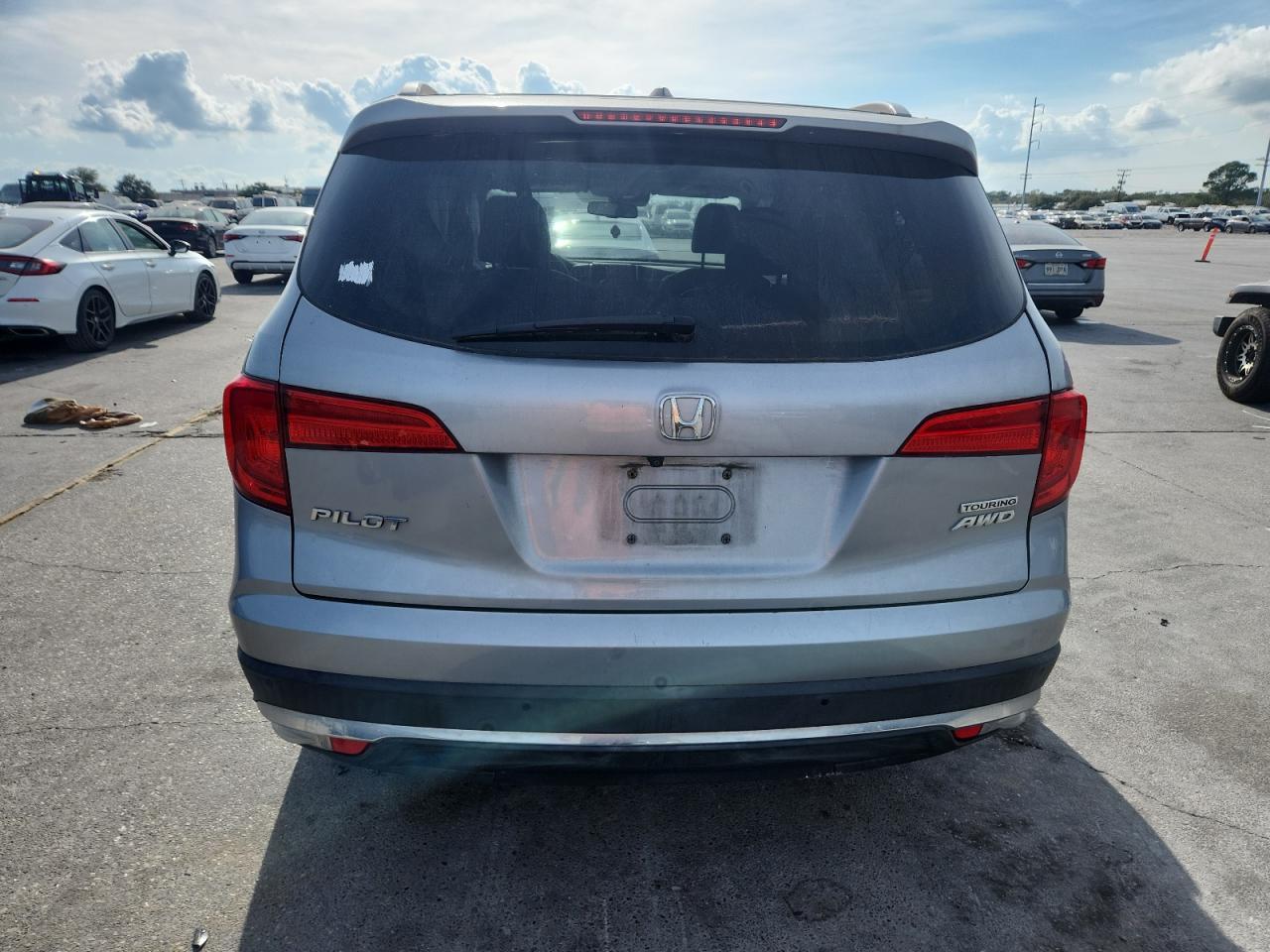 2016 Honda Pilot Touring - Image 6