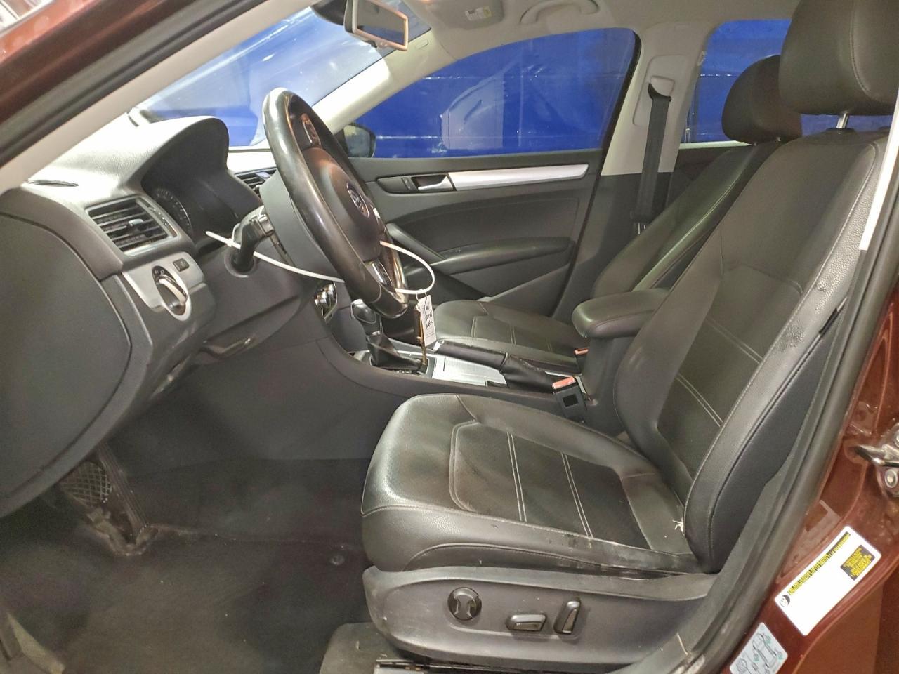 2012 Volkswagen Passat Se - Image 7