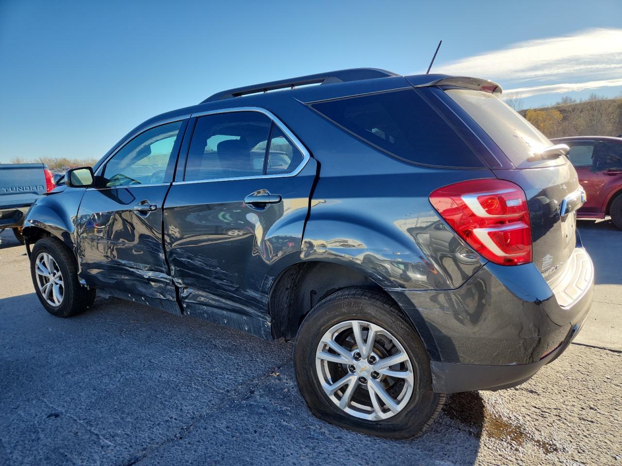 2017 Chevrolet Equinox Lt - Фото 2