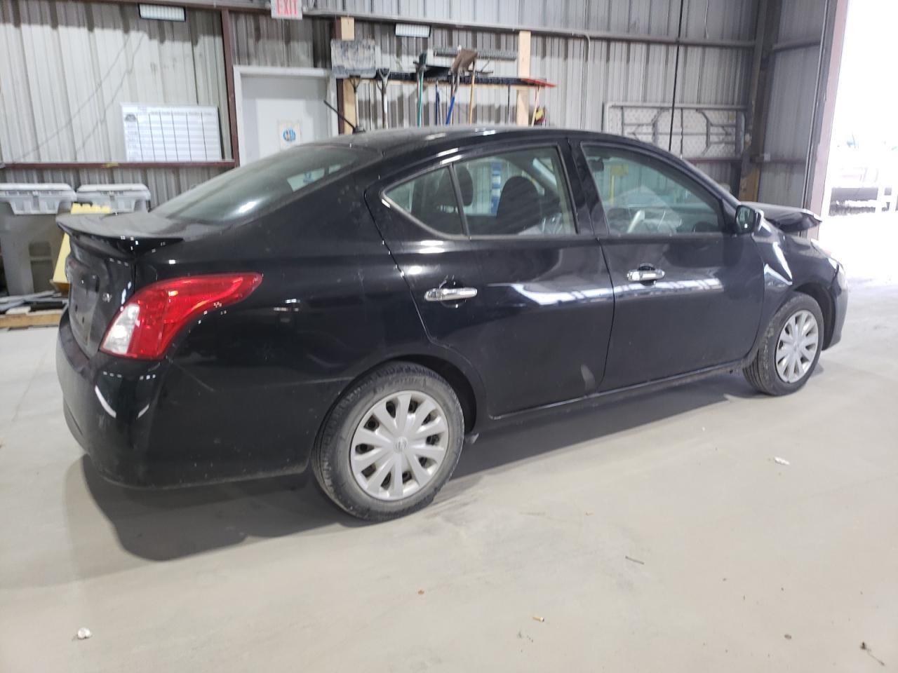 2018 Nissan Versa S - Image 3