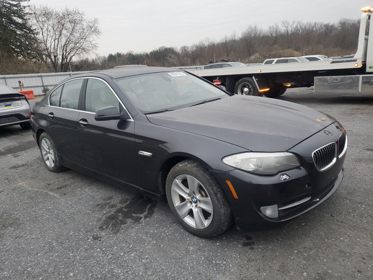 2012 BMW 528 I - Image 4