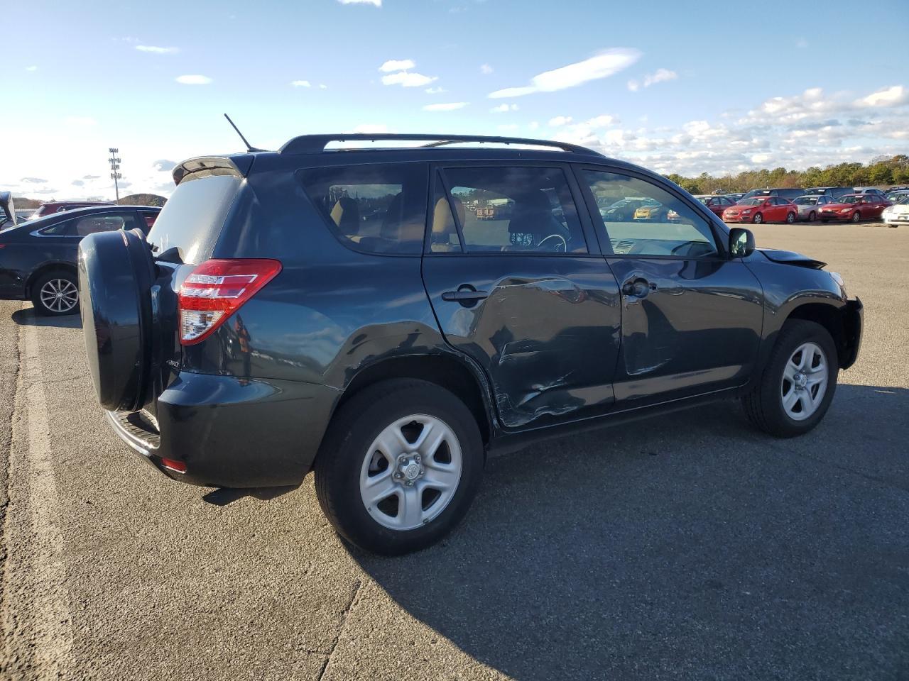 2012 Toyota Rav4 - Image 3