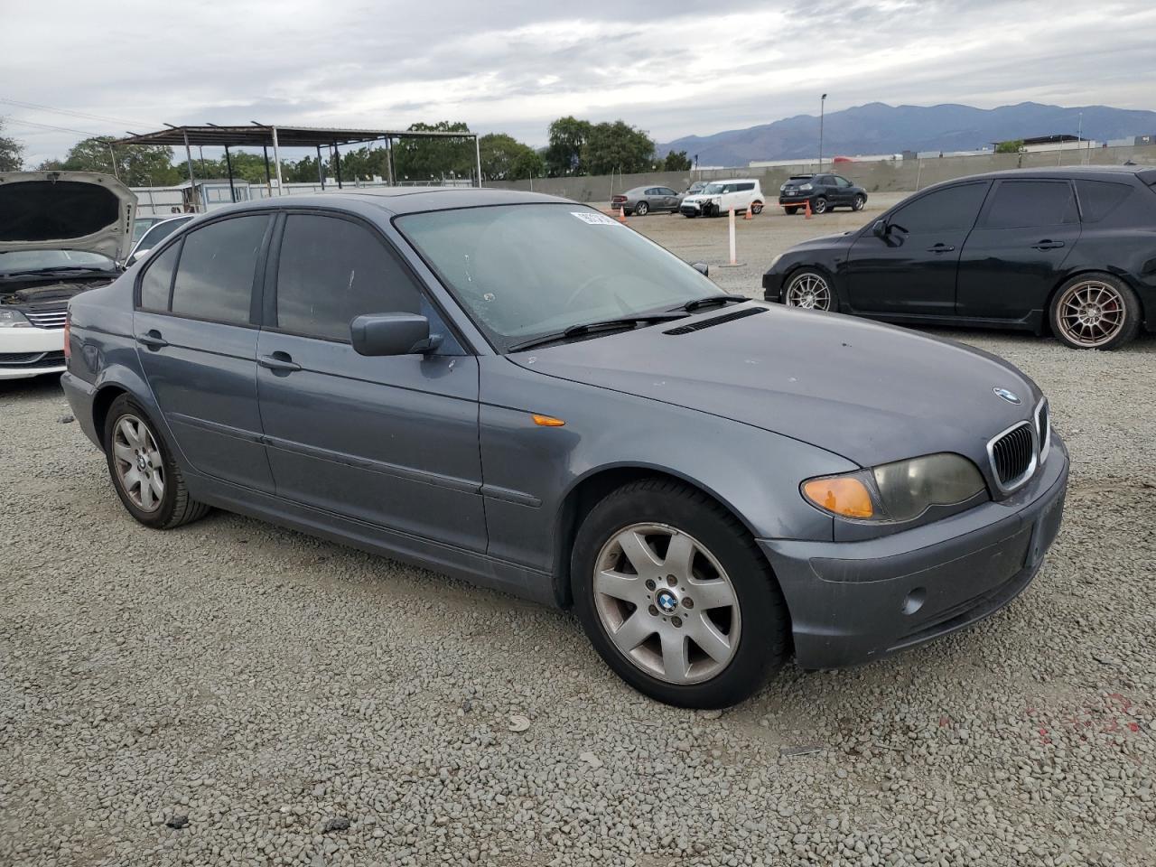 2002 BMW 325 I - Фото 4