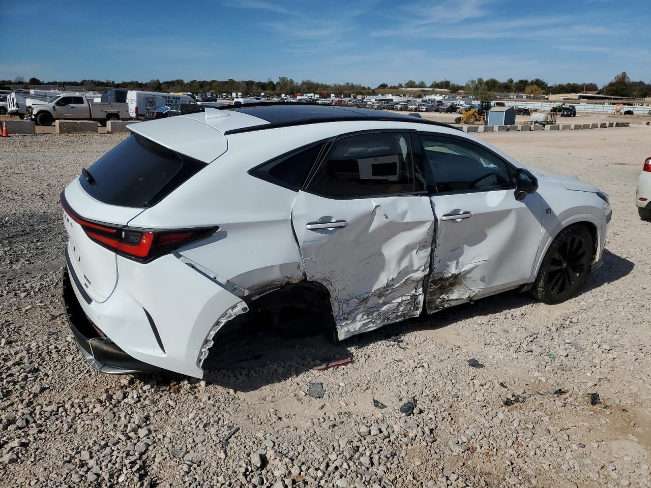 2022 Lexus Nx 350 - Фото 3