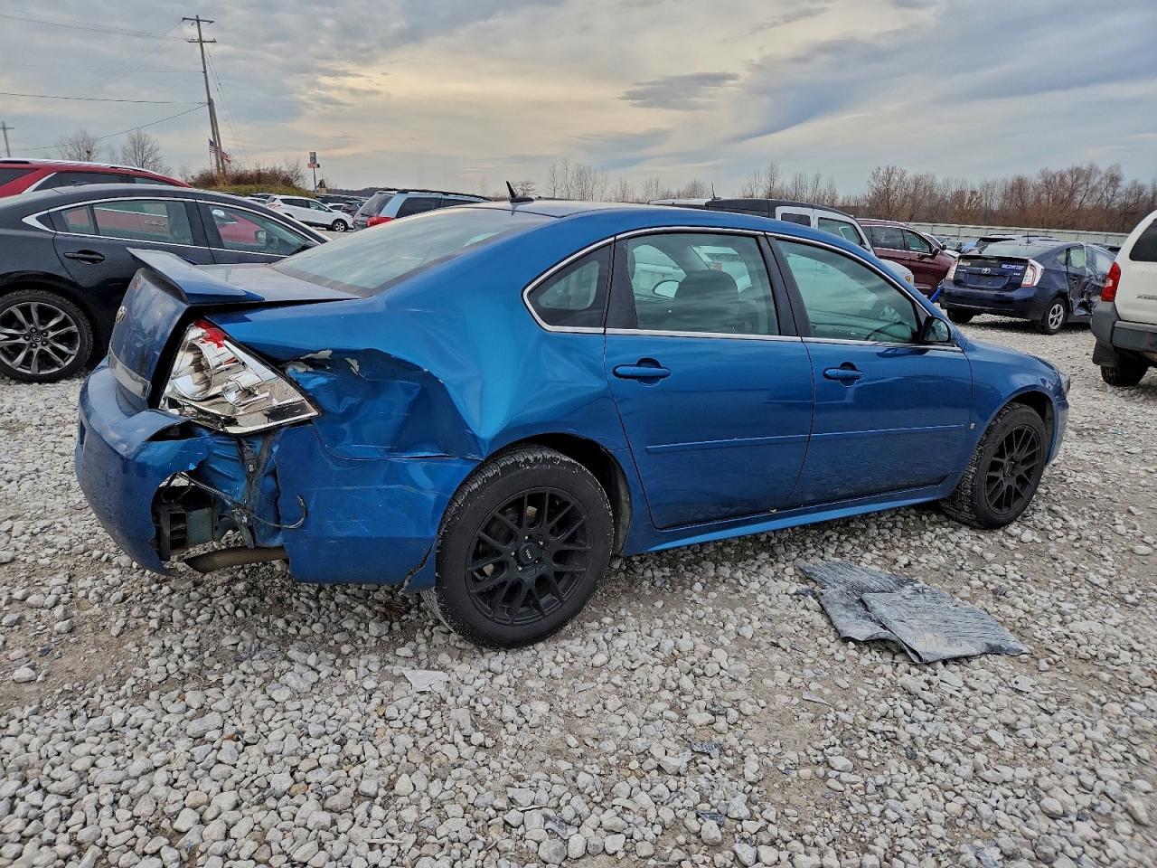 2010 Chevrolet Impala Ls - Image 3