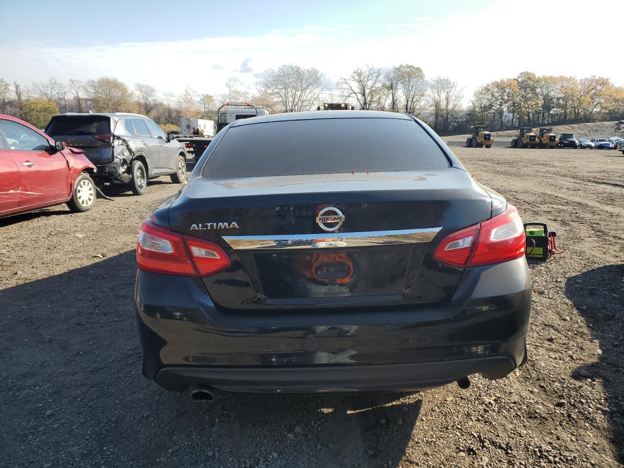 2016 Nissan Altima - Image 6