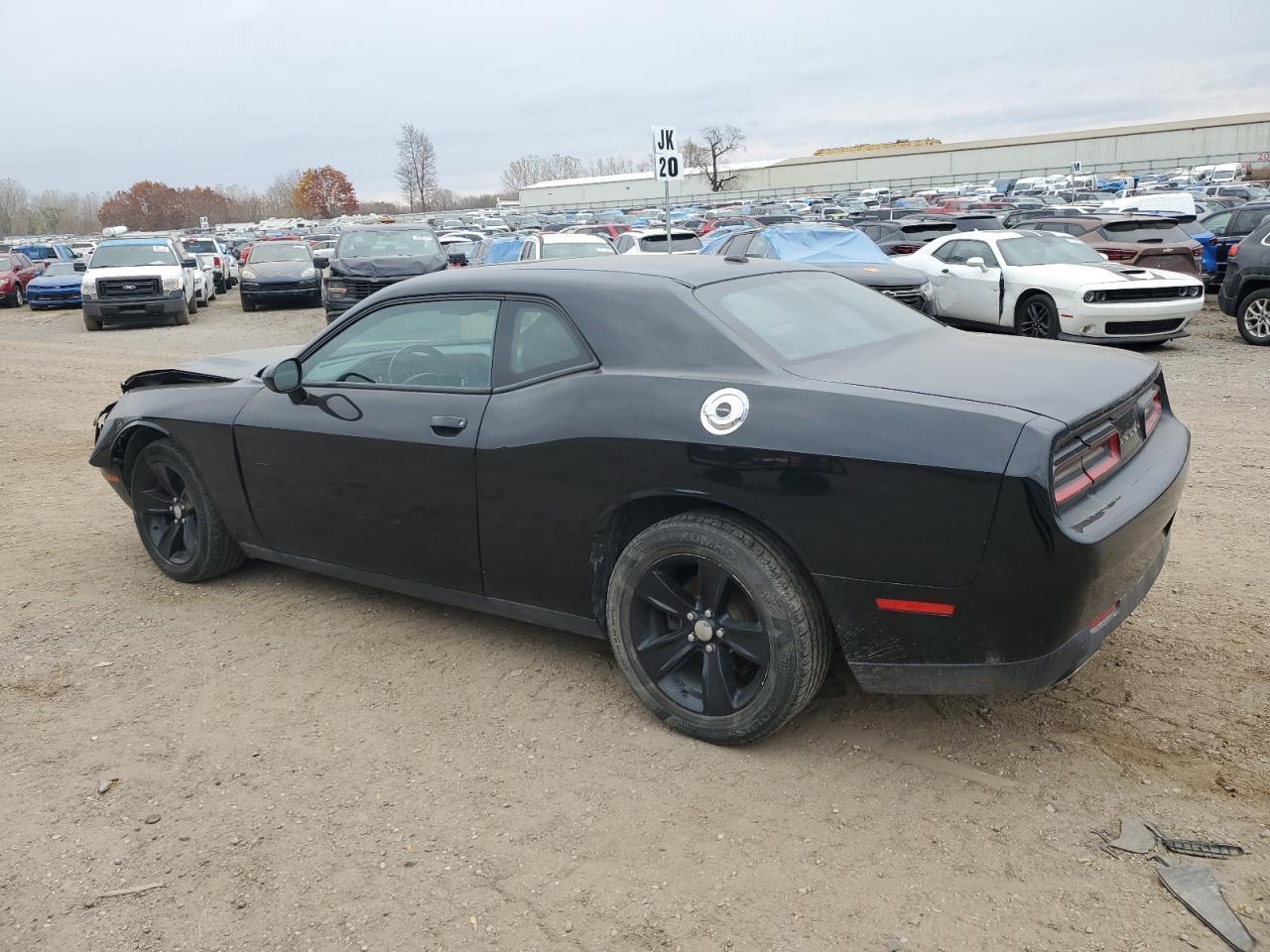 2015 Dodge Challenger Sxt - Фото 2