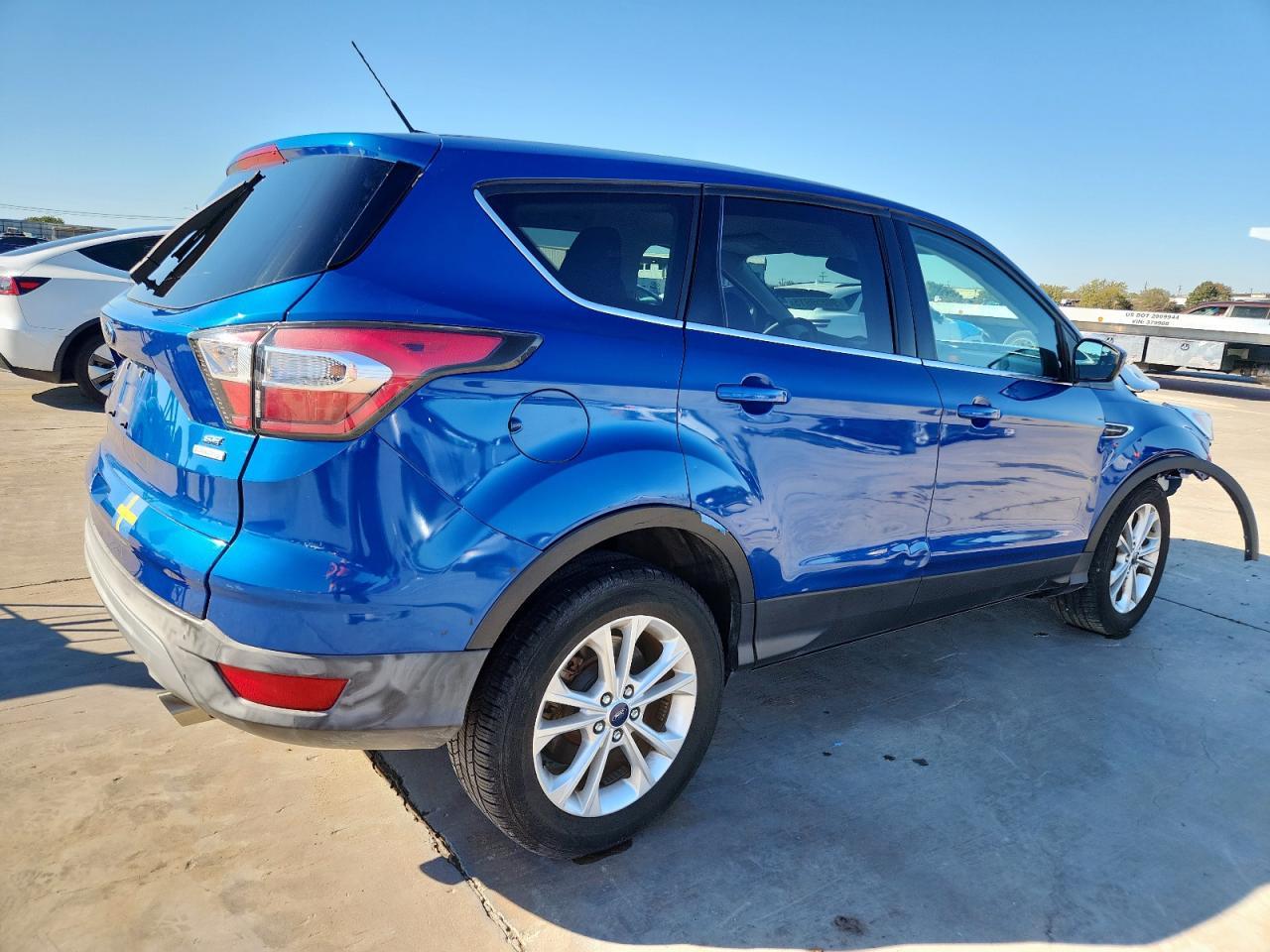 2017 Ford Escape Se - Фото 3