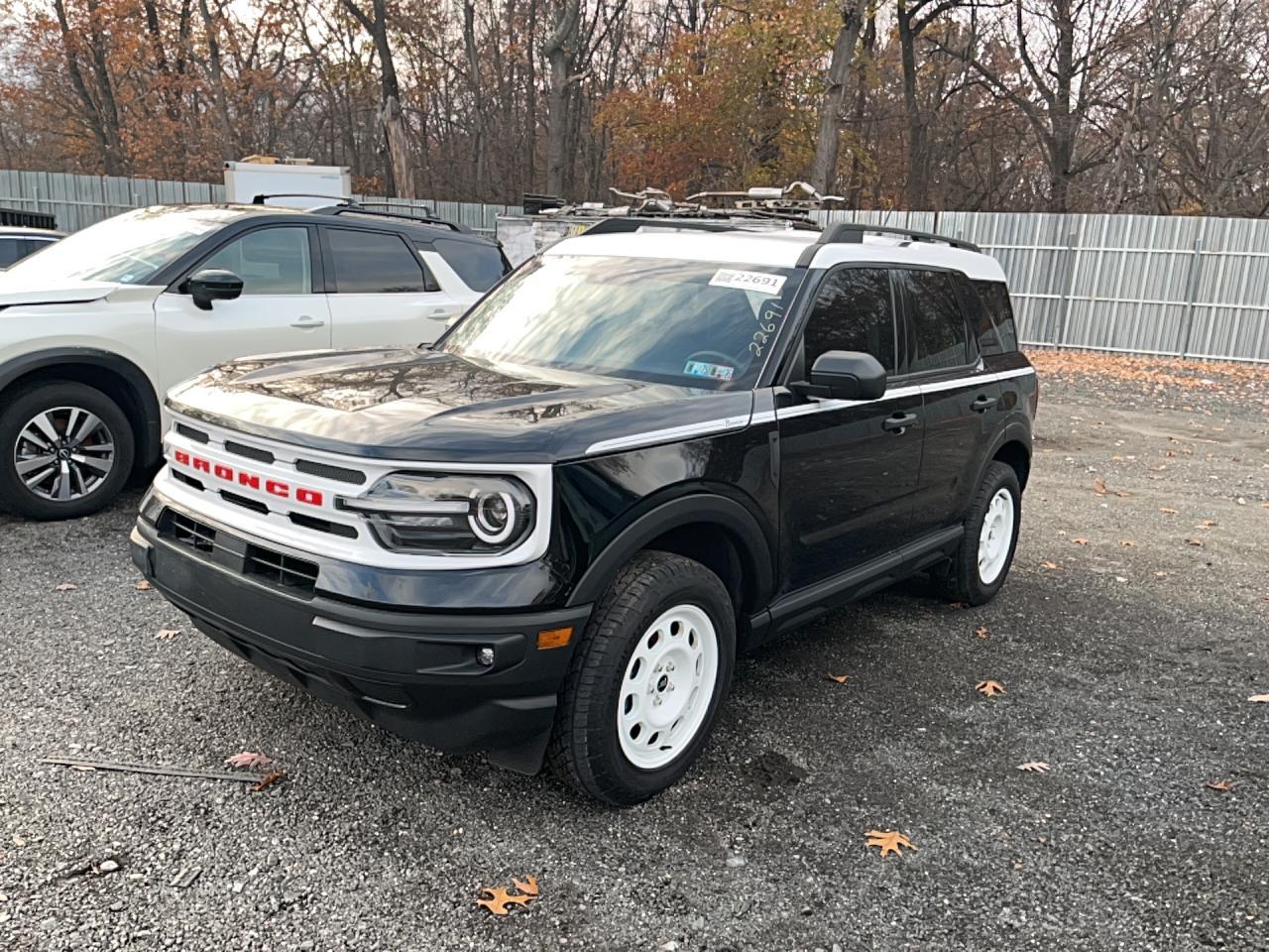 2024 Ford Bronco Sport Heritage - Фото 2