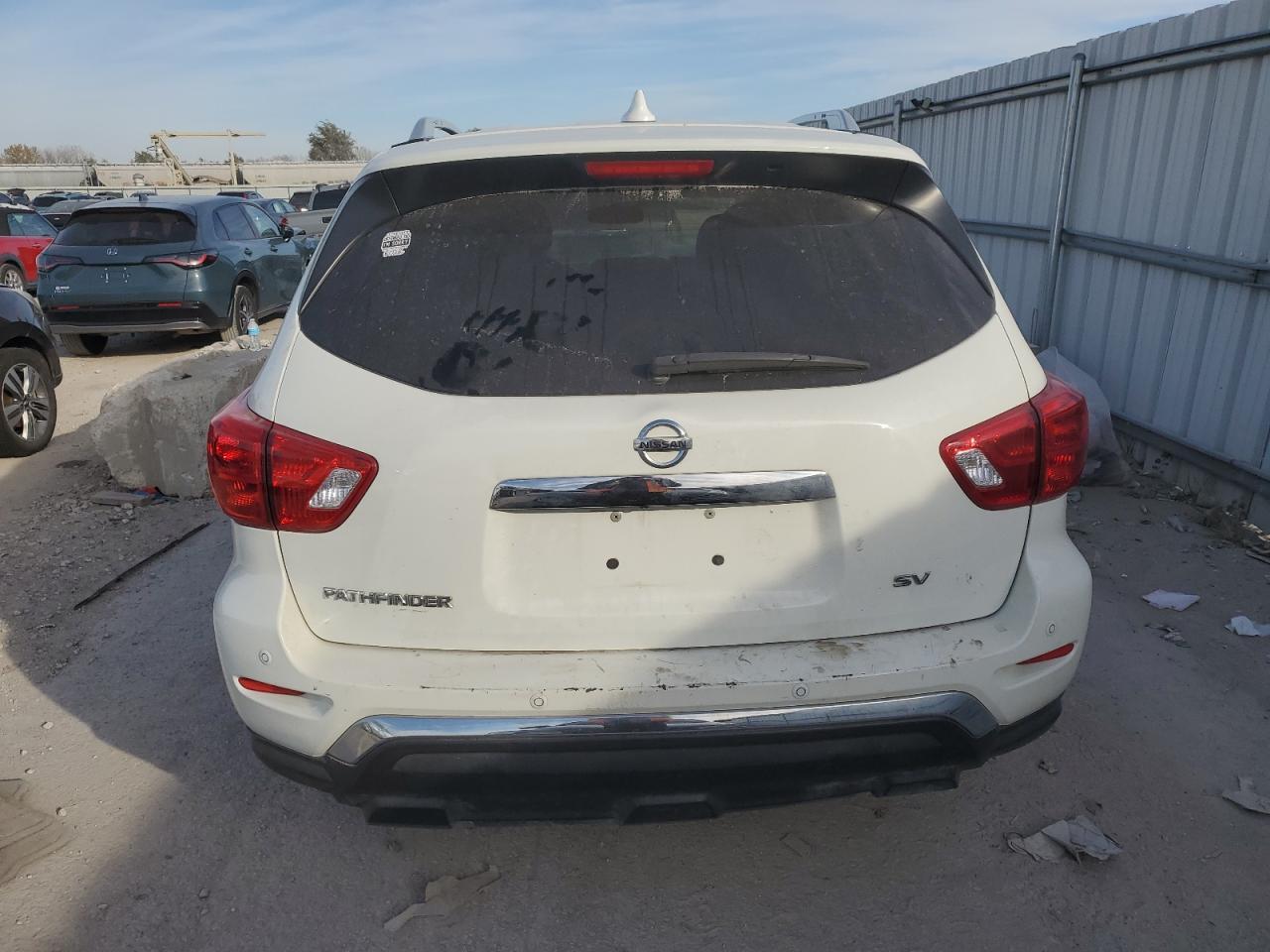 2019 Nissan Pathfinder S - Фото 6