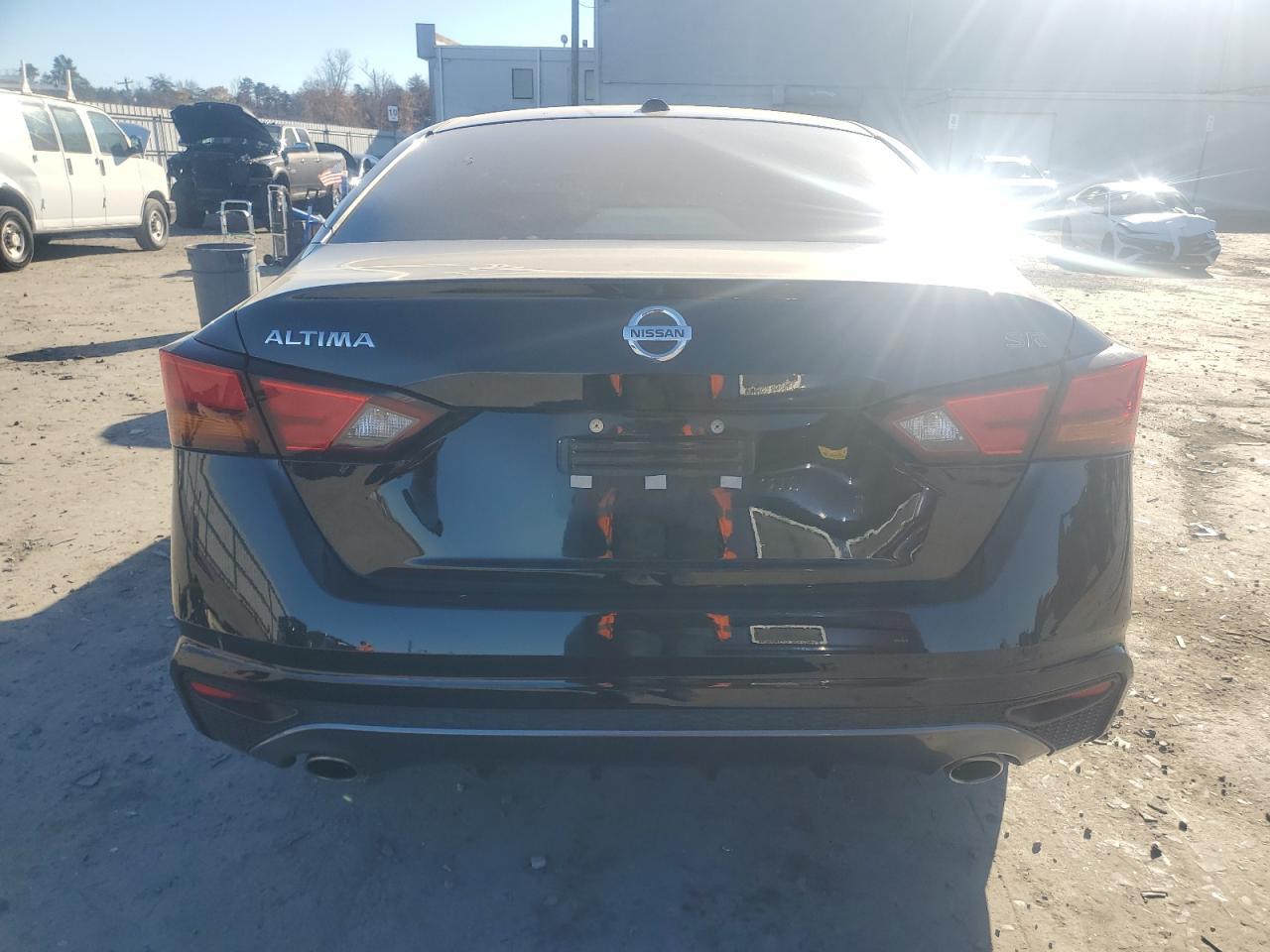 2019 Nissan Altima Sr - Фото 6